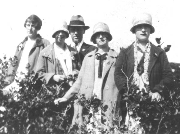 202: l-r Laura Reddy, Rose Dunphy, Dennis Reddy, unknown, Eliz Reddy. (circa 1928)  - Laura, Dennis and Eliz children of James Reddy &amp;amp; Mary Anne Murphy; Rose daughter of  Patrick Dunphy &amp;amp; Anastasia Fitzgerald McCarthy